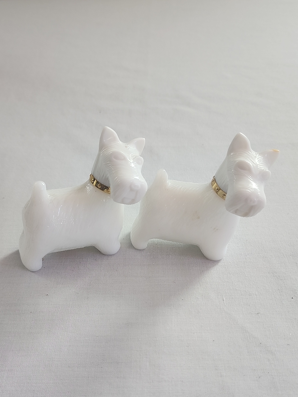 Vintage Avon Pair of Scottish Terrior Dogs Milk Glass With Gold Collars. Empty